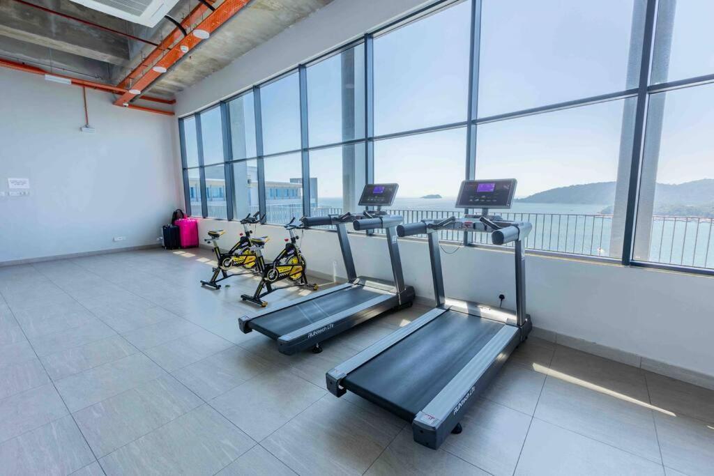 Haybay Jesselton Quay Deluxe Seaview 海景观 Apartment *