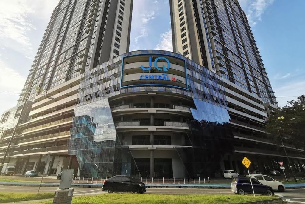 Apartment Haybay Jesselton Quay Deluxe Seaview 海景观 Kota Kinabalu