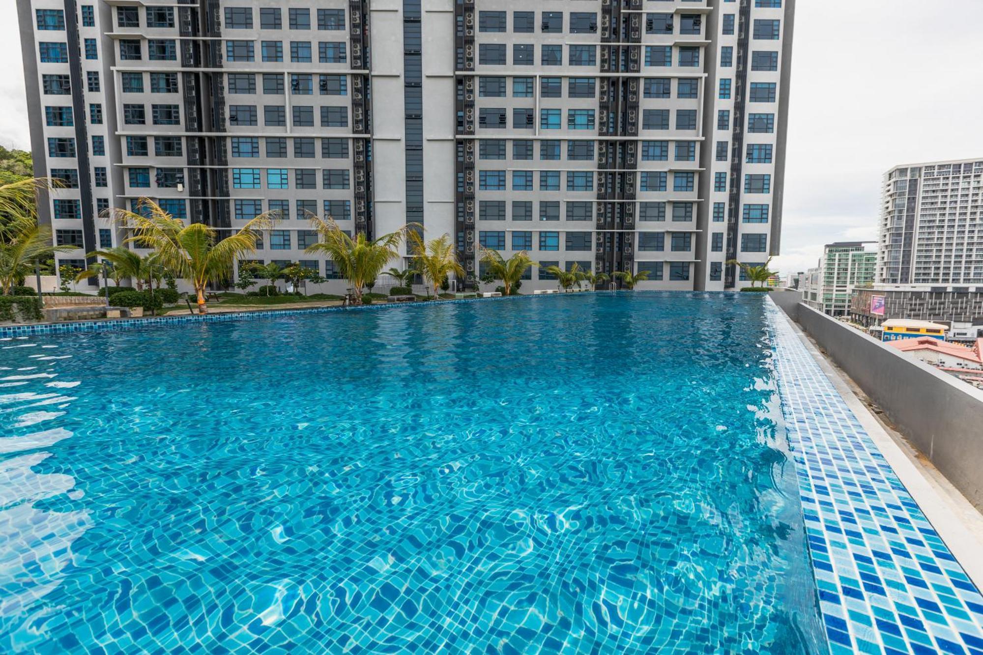 Apartment Haybay Jesselton Quay Deluxe Seaview 海景观
