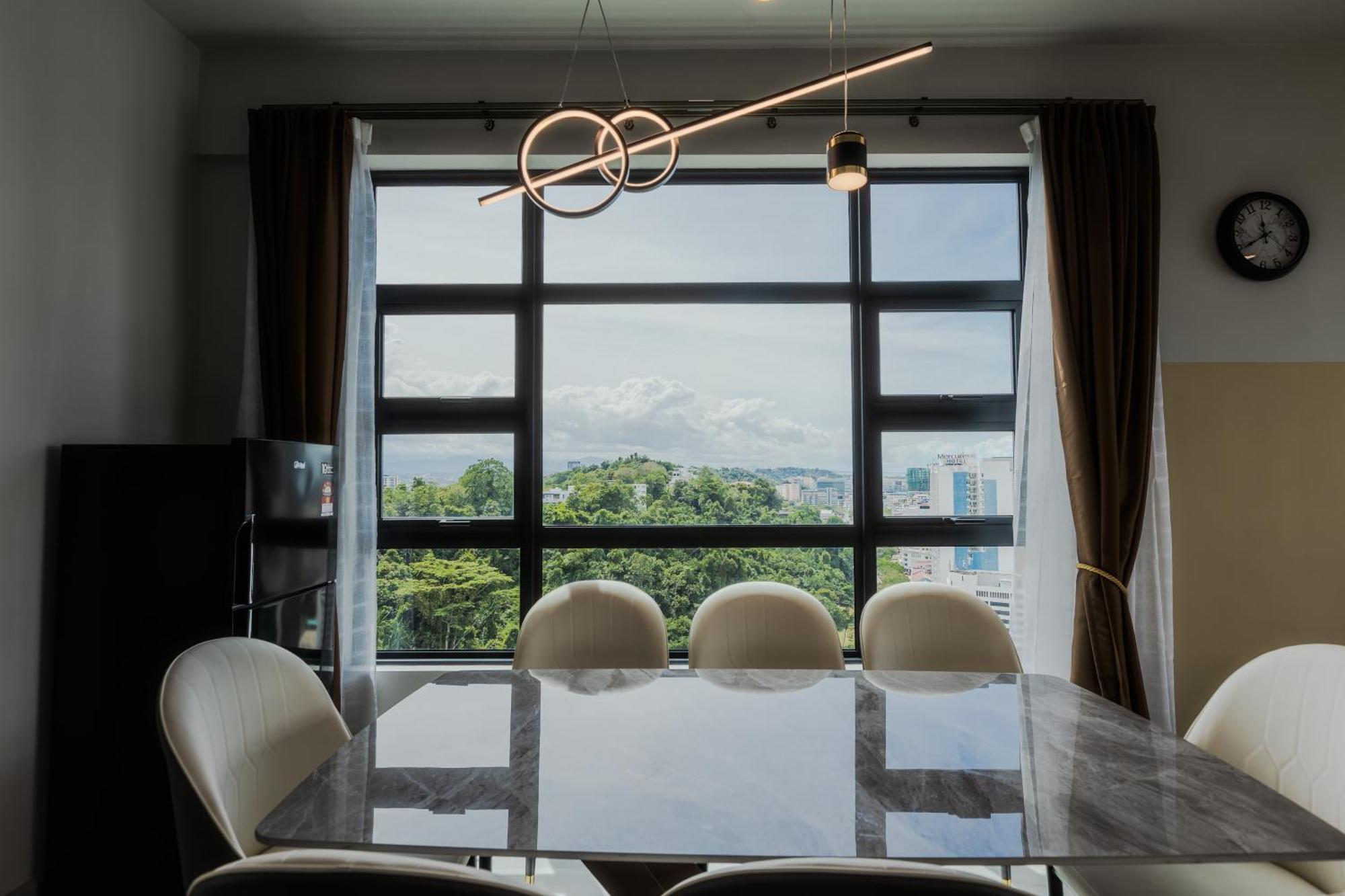 Apartment Haybay Jesselton Quay Deluxe Seaview 海景观 Kota Kinabalu